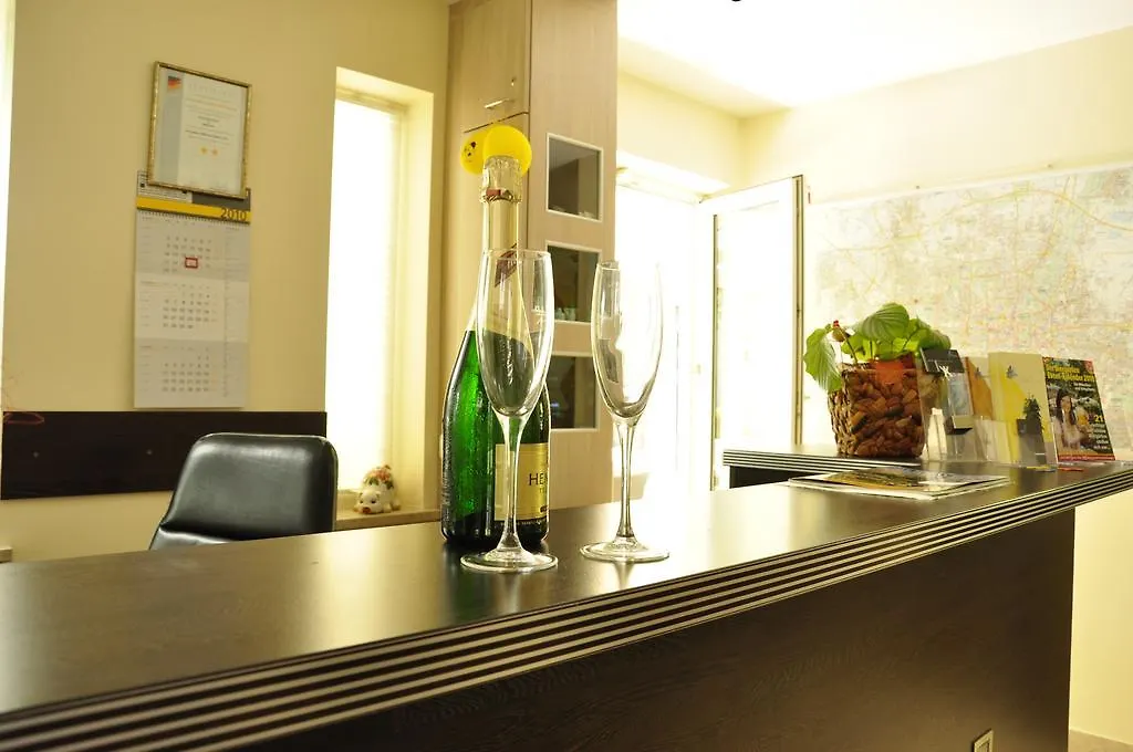 Aida Budget Hotel Munich