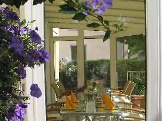 Aida Budget Hotel 2*, Munich